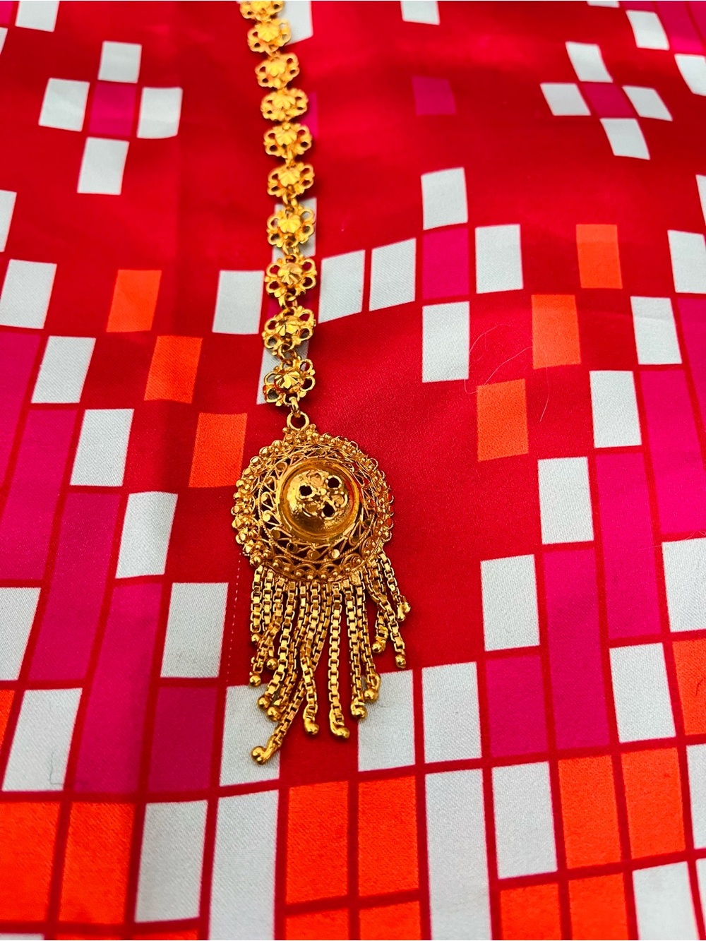 Gold Maangtika
